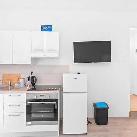 Pomerio Apartments Риека Экстерьер фото