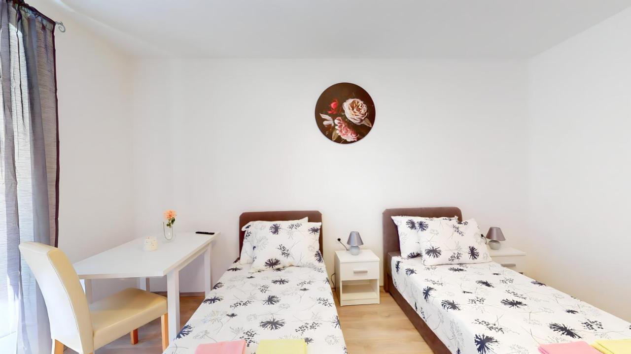 Pomerio Apartments Риека Экстерьер фото