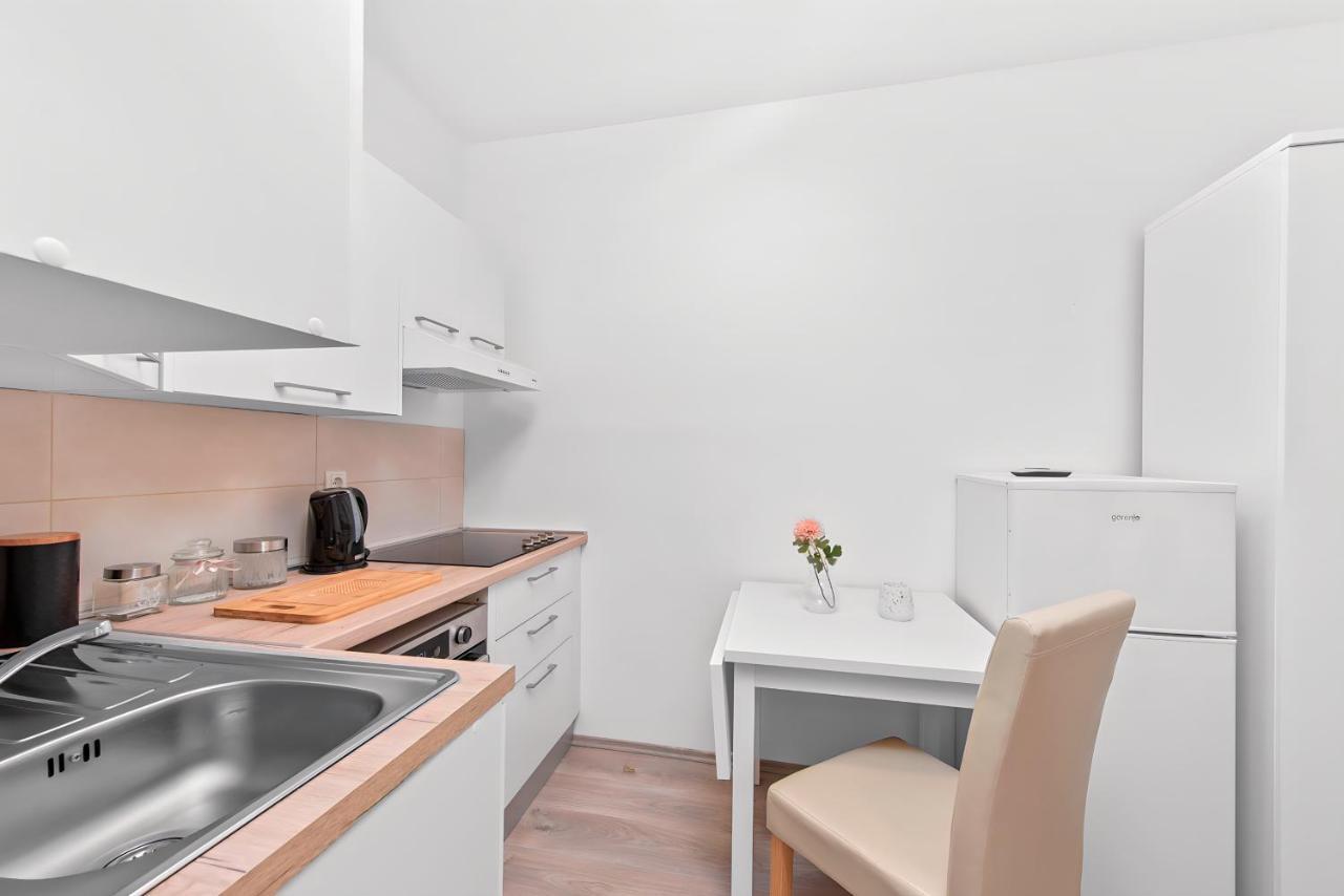 Pomerio Apartments Риека Экстерьер фото