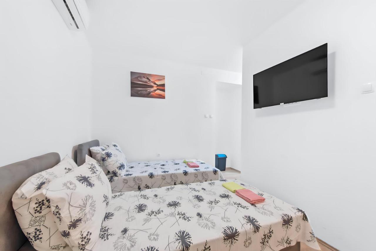 Pomerio Apartments Риека Экстерьер фото