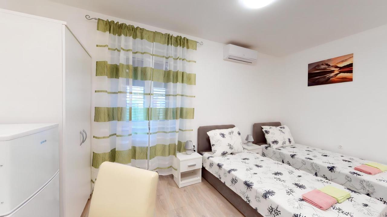 Pomerio Apartments Риека Экстерьер фото