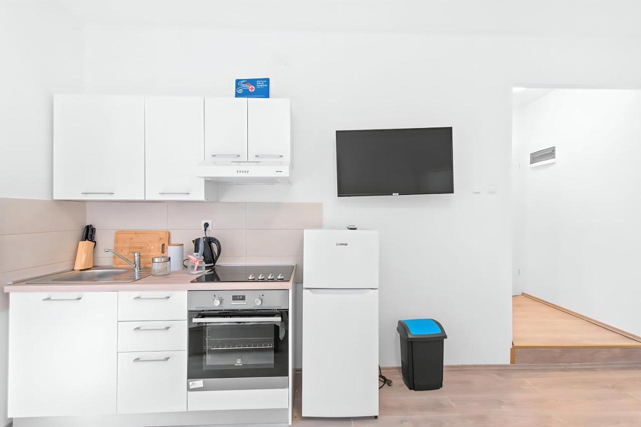 Pomerio Apartments Риека Экстерьер фото